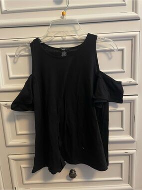 Black Cold-Shoulder Women's Top